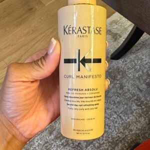 Kérastase Curl Manifesto Refreshing Spray